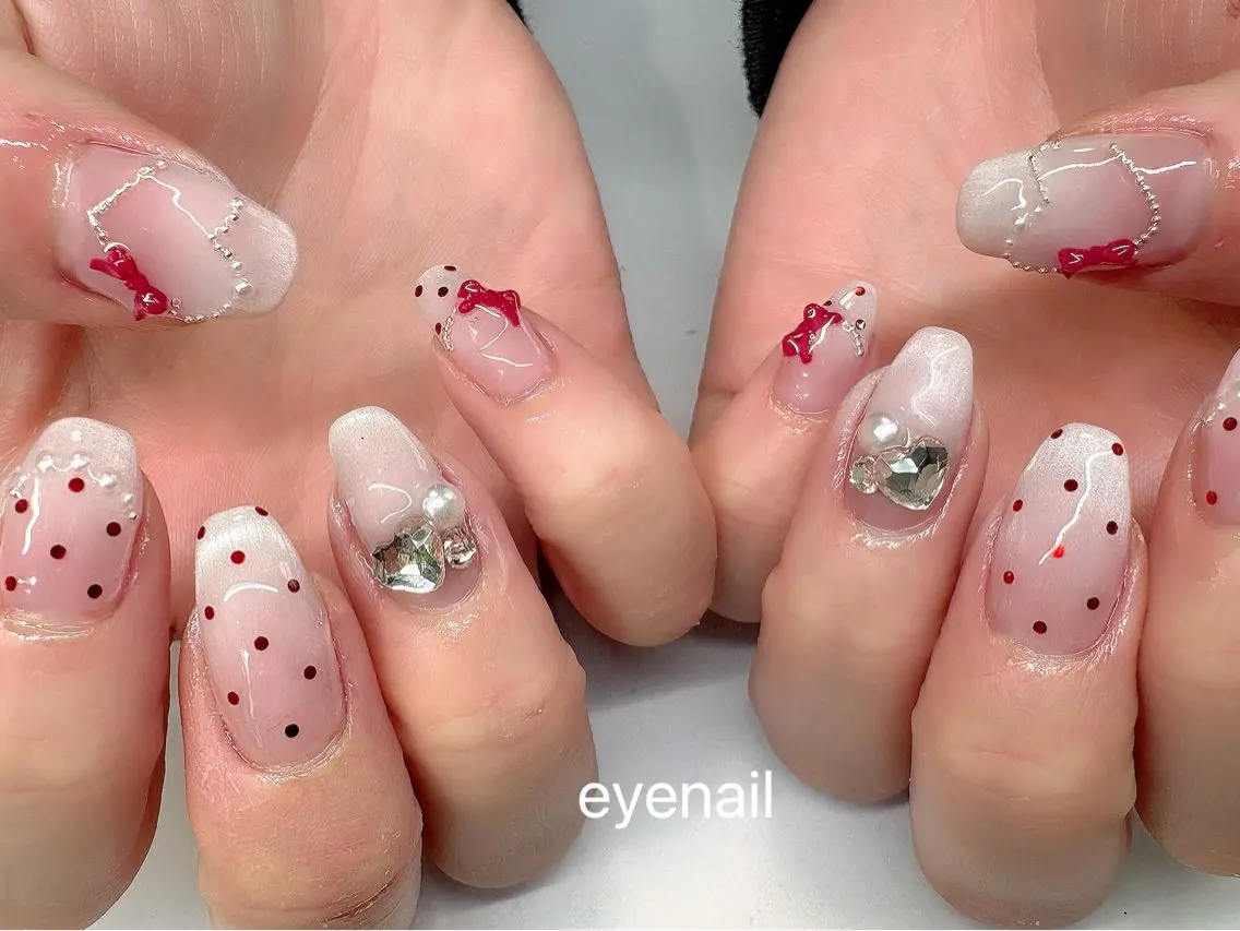 ネイル ドット マグネットネイル ピンク 赤色 リボン ハンドネイル Eye nailのネイルデザイン