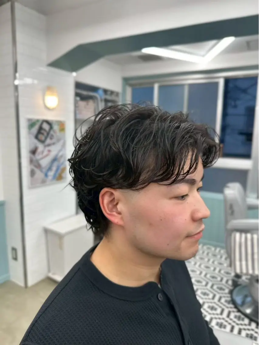 ミディアム パーマ メンズ 安部 大樹のヘアスタイル