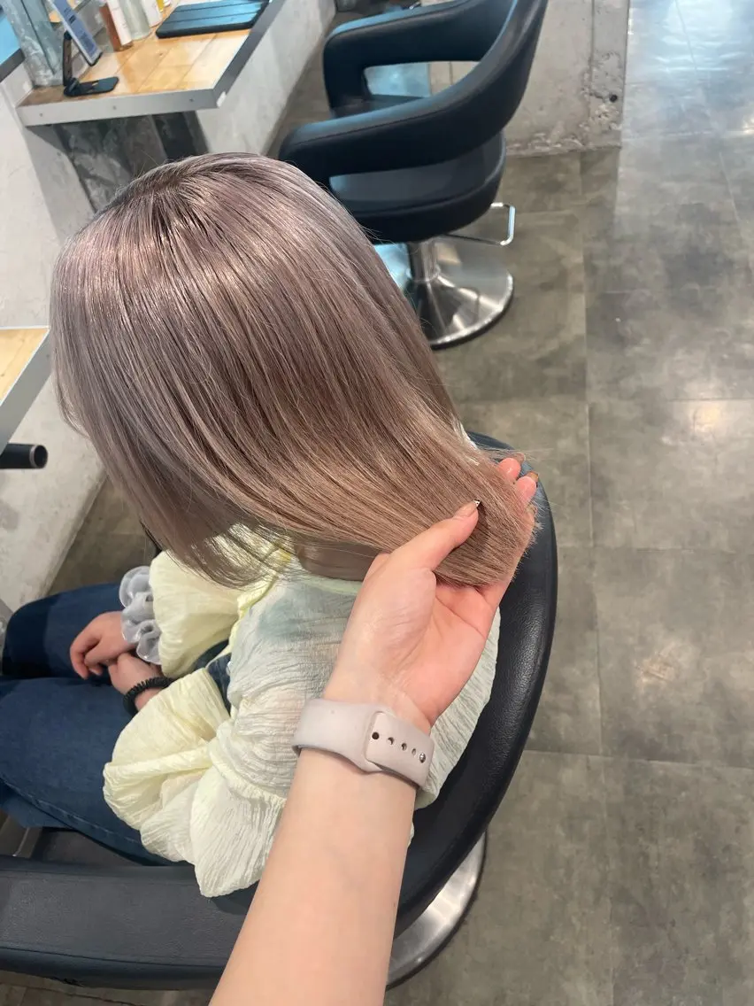 ミディアム カラー ヘアカラー ハイトーン 横浜💞ミオのヘアスタイル