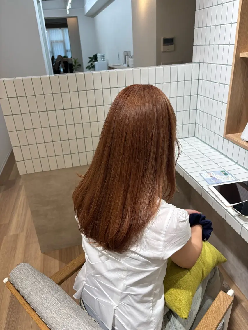 ロング カラー ベージュカラー オレンジ オレンジベージュ ヘアカラー トリートメント RINNO🌷透明感 カラー/髪質改善のヘアスタイル