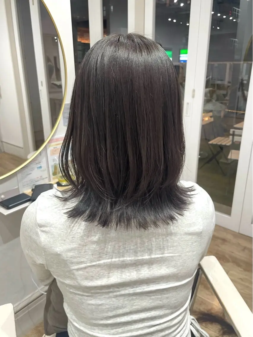 ミディアム カット ヘアカラー トリートメント ももか /韓国style🖤のヘアスタイル