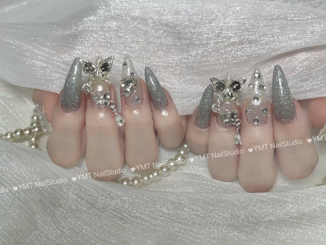 ネイル 長さ出し フットネイル ジェルネイル 韓国ネイル マグネットネイル ハンドネイル YMT NailStudioのネイルデザイン