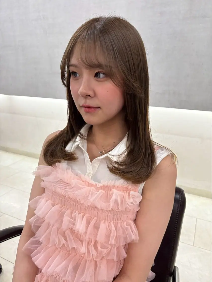 カラー 乙津 寧々のヘアスタイル