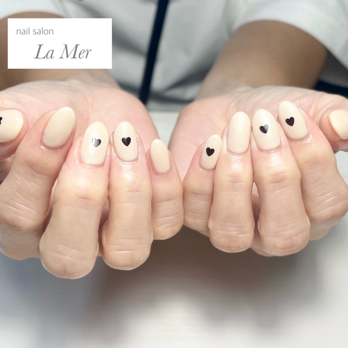 ネイル ジェルネイル ハート ラメ(グリッター) オフィスネイル ワンカラーネイル ハンドネイル nailsalon La Merのネイルデザイン