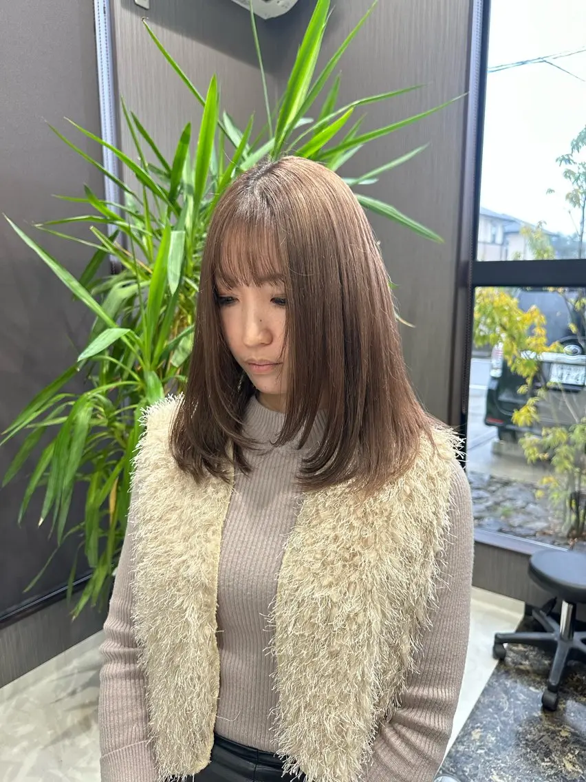 カット＋透明感抜群ジェルカラー＋濃密トリートメントの写真