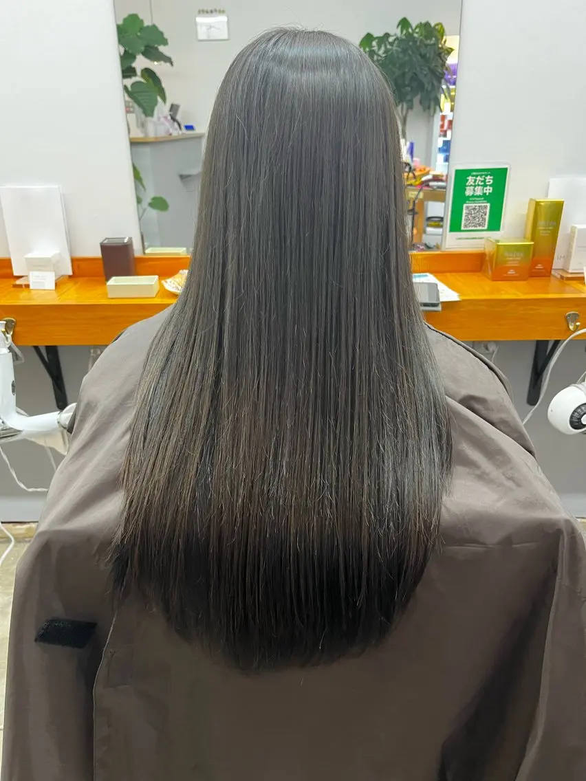 ロング SHIINA 香椎宮前店のヘアスタイル