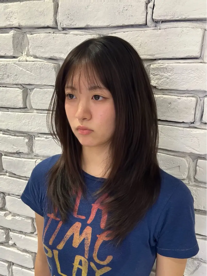 ミディアム レイヤーカット カット ヘアカラー トリートメント レイヤーカット 早崎太生のヘアスタイル