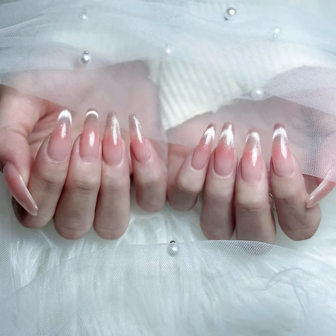 ネイル フレンチネイル ジェルネイル キラキラネイル 韓国ネイル マグネットネイル Julli NailStudioのネイルデザイン