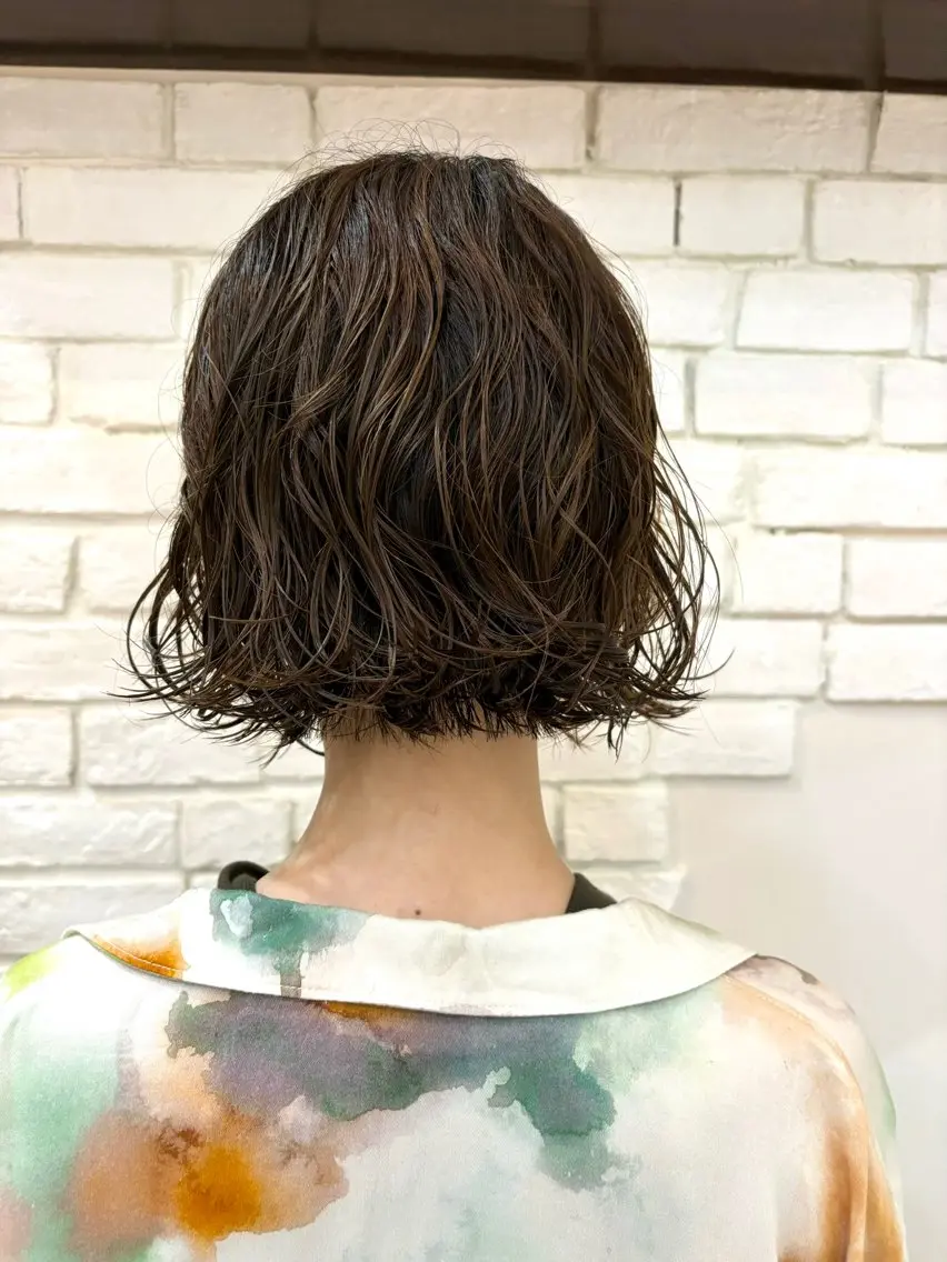 ショート パーマ カット パーマ トリートメント en,ボブ/レイヤー パーマ/透明感カラーのヘアスタイル