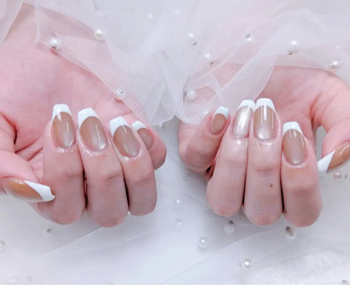 ネイル アートネイル フットネイル フレンチネイル ジェルネイル ガラスフレンチ ╹◡╹MimoEye lash🌻Nailのマツエク・マツパデザイン