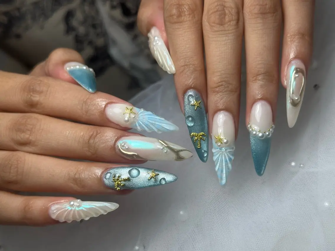 ネイル 長さ出し ジェルネイル ガーリー 韓国ネイル マグネットネイル Junn Nailのネイルデザイン