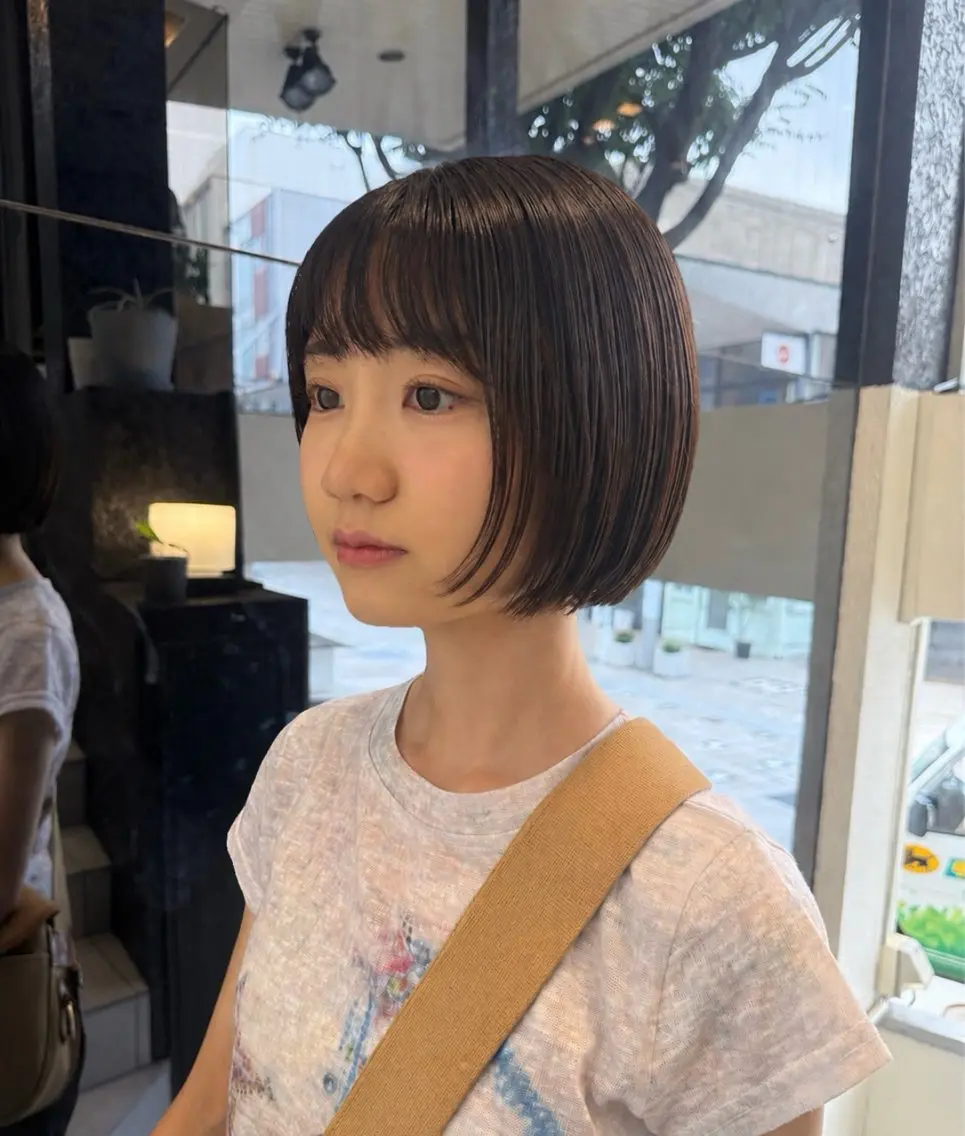 ショート カット ヘアカラー 八村 一花のヘアスタイル