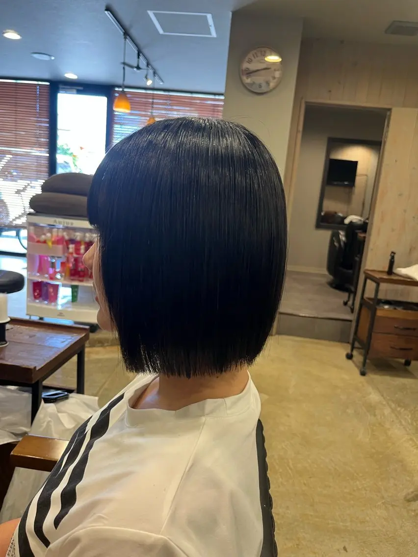 カット ひかる 🌀のヘアスタイル