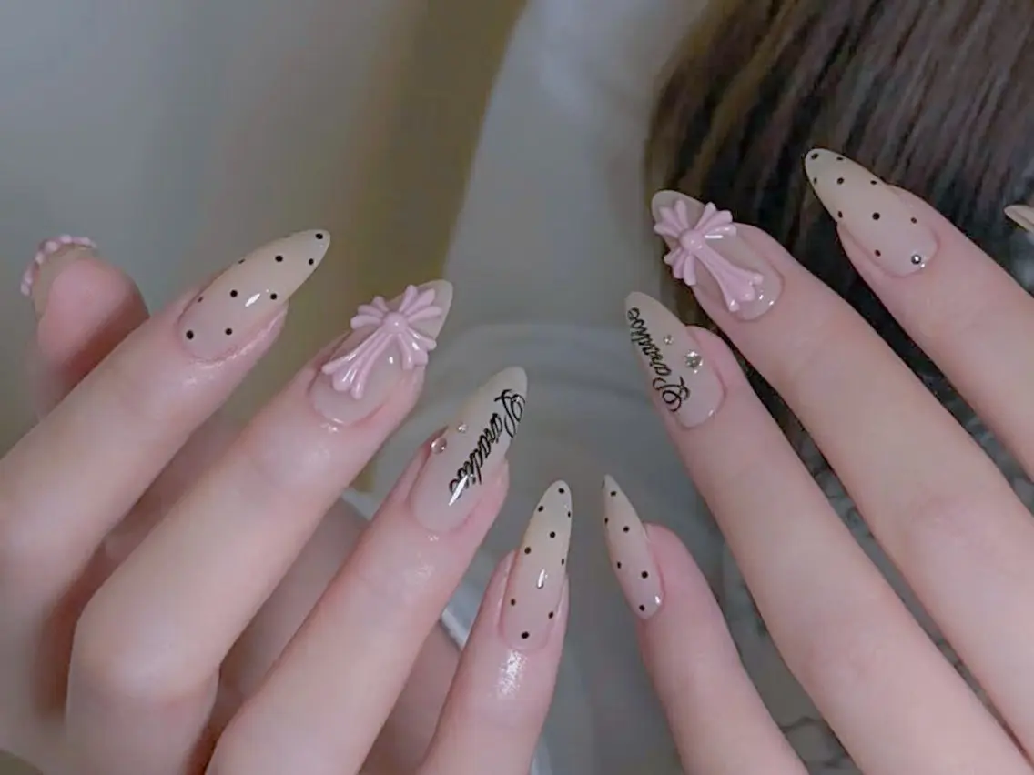 メンズ ネイル メンズ韓国風 ボルドー ブラウン チークネイル 長さ出し ハンドネイル ハンドケア NEW NAIL 池袋🔥🧲のネイルデザイン