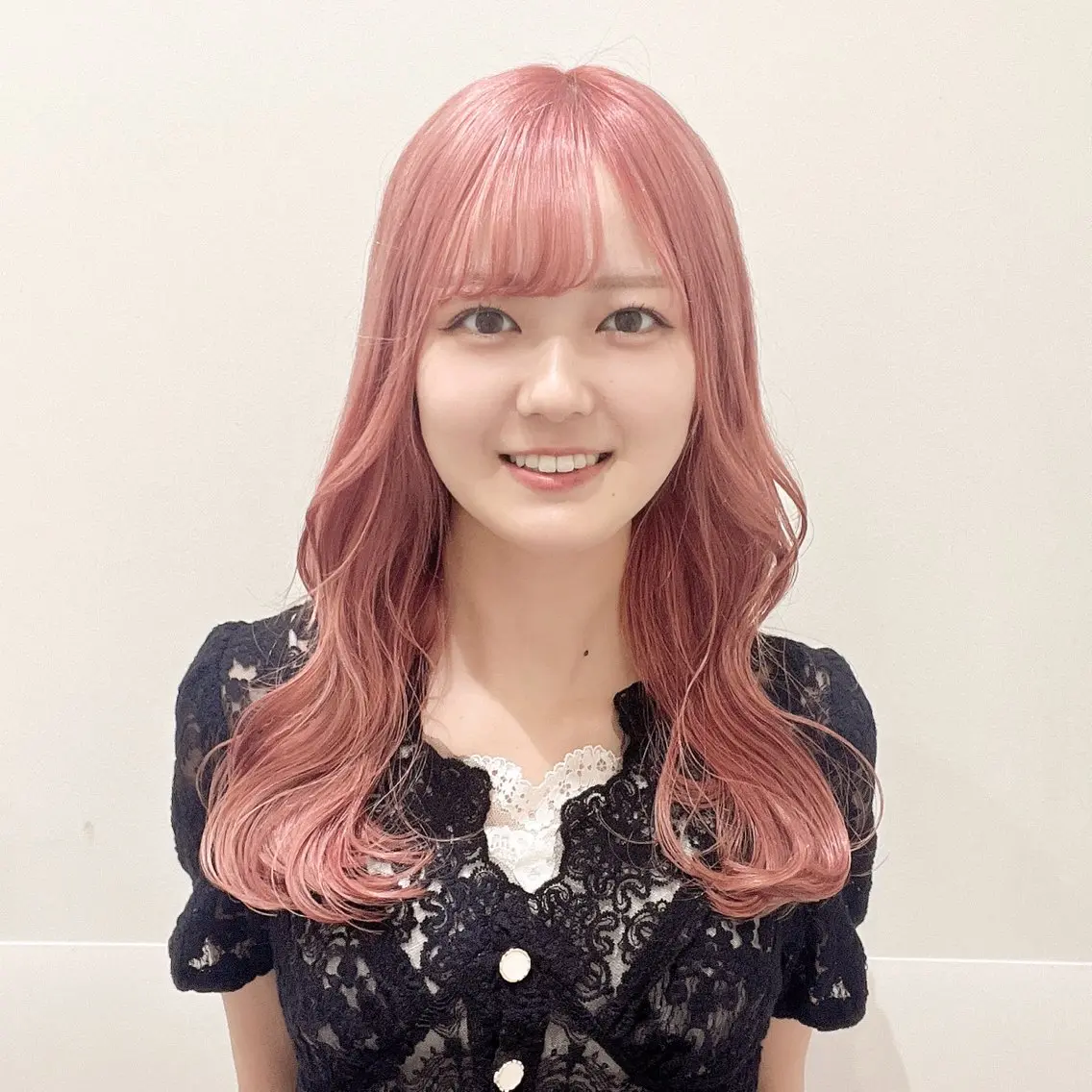 ロング カラー 🩵ブリーチカラー MIORI🩵のヘアスタイル