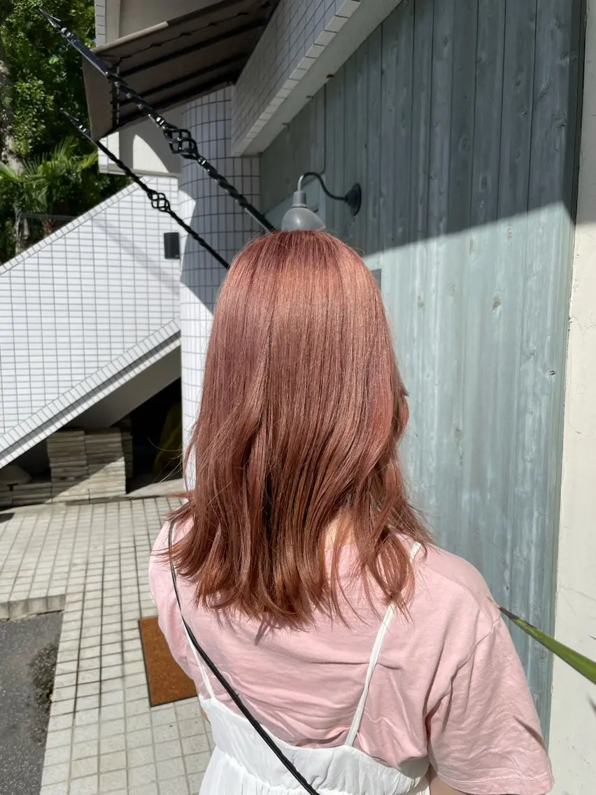 ブリーチ＋カラー＋トリートメントの写真
