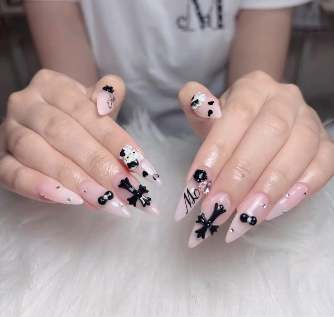 ネイル ハンドネイル Swan Nail Salonのネイルデザイン