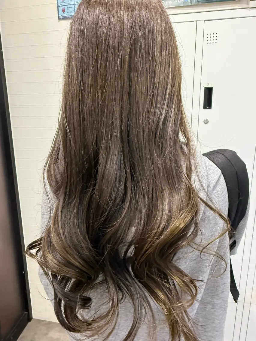 カラー 🧸U-topia 🧸佐野ななみ🧸のヘアスタイル