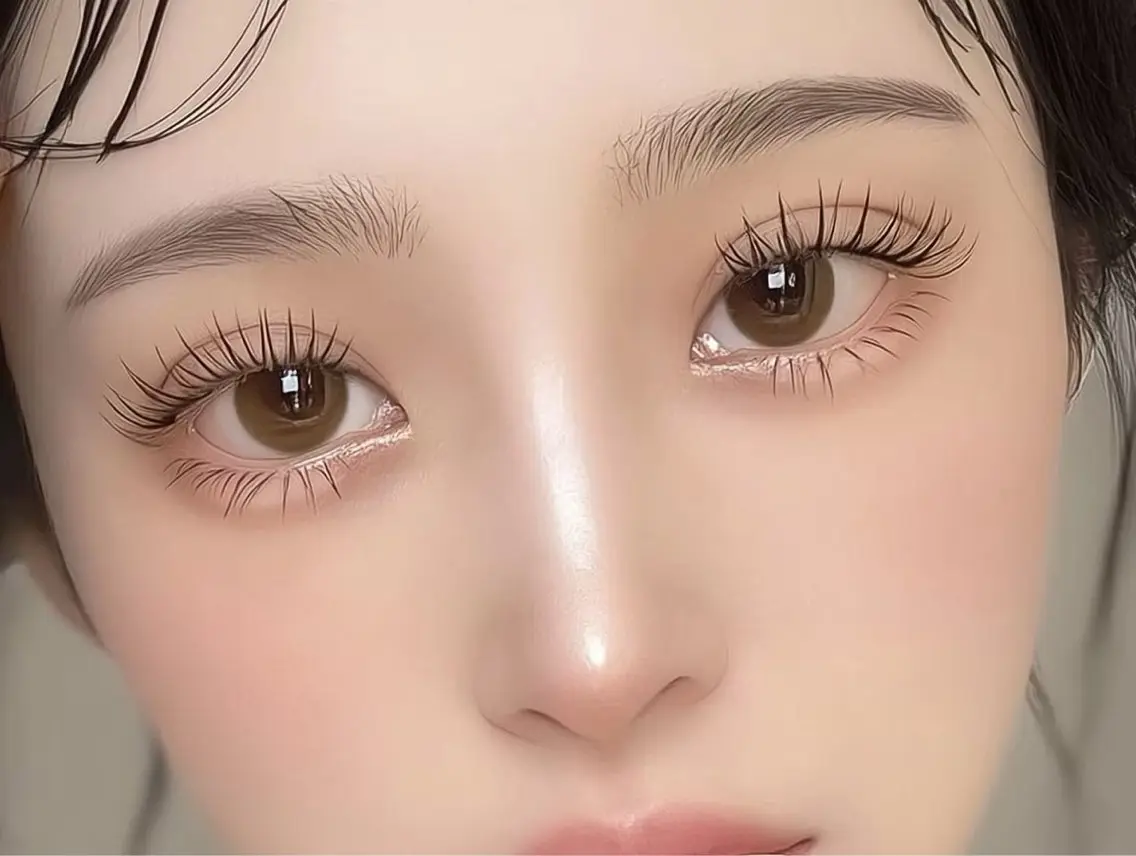 マツエク・マツパ 束感まつ毛 韓国風マツエク パリジェンヌラッシュリフト まつげパーマ 一重×まつ毛パーマ 束感まつげパーマ🩷 MOMOKAのマツエク・マツパデザイン