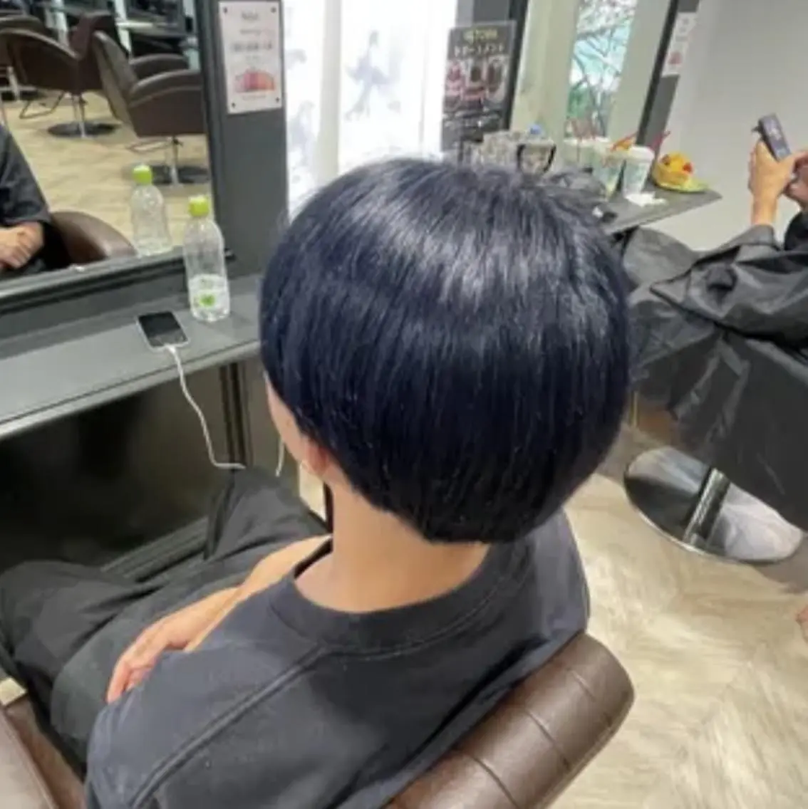 ショート カラー 黒髪 ブルーカラー ブルーブラック 社会人メンズ/ 好印象ヘア特化/ゆいの眉毛・アイブロウイメージ