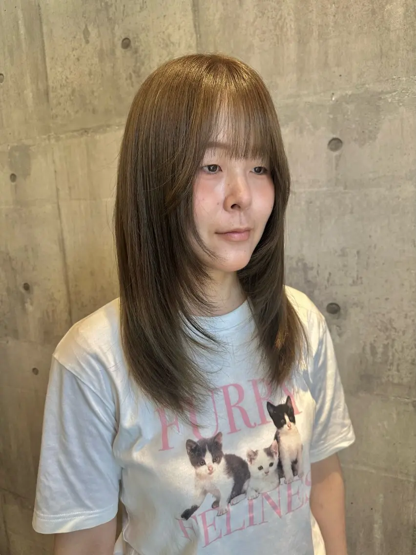 セミロング レイヤーカット カット ヘアカラー トリートメント kana🌻 /attraのヘアスタイル