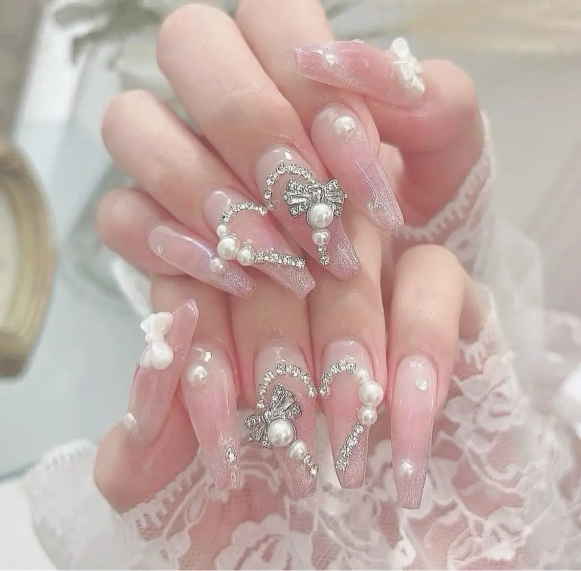 ネイル アートネイル フレンチネイル ジェルネイル 韓国ネイル マグネットネイル HAPPI NAIL 大国町のネイルデザイン