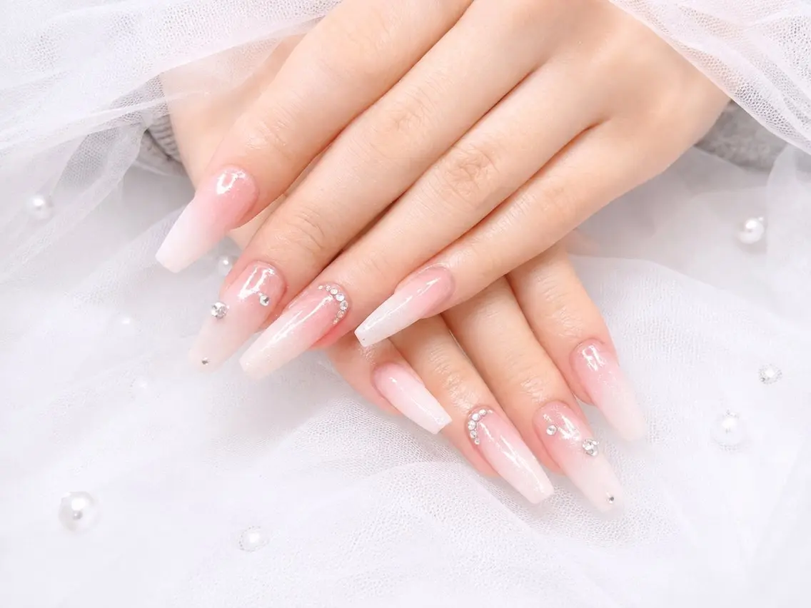 ネイル ストーンネイル ハンドネイル 💋LOTUS渋谷 mizuki💋のネイルデザイン