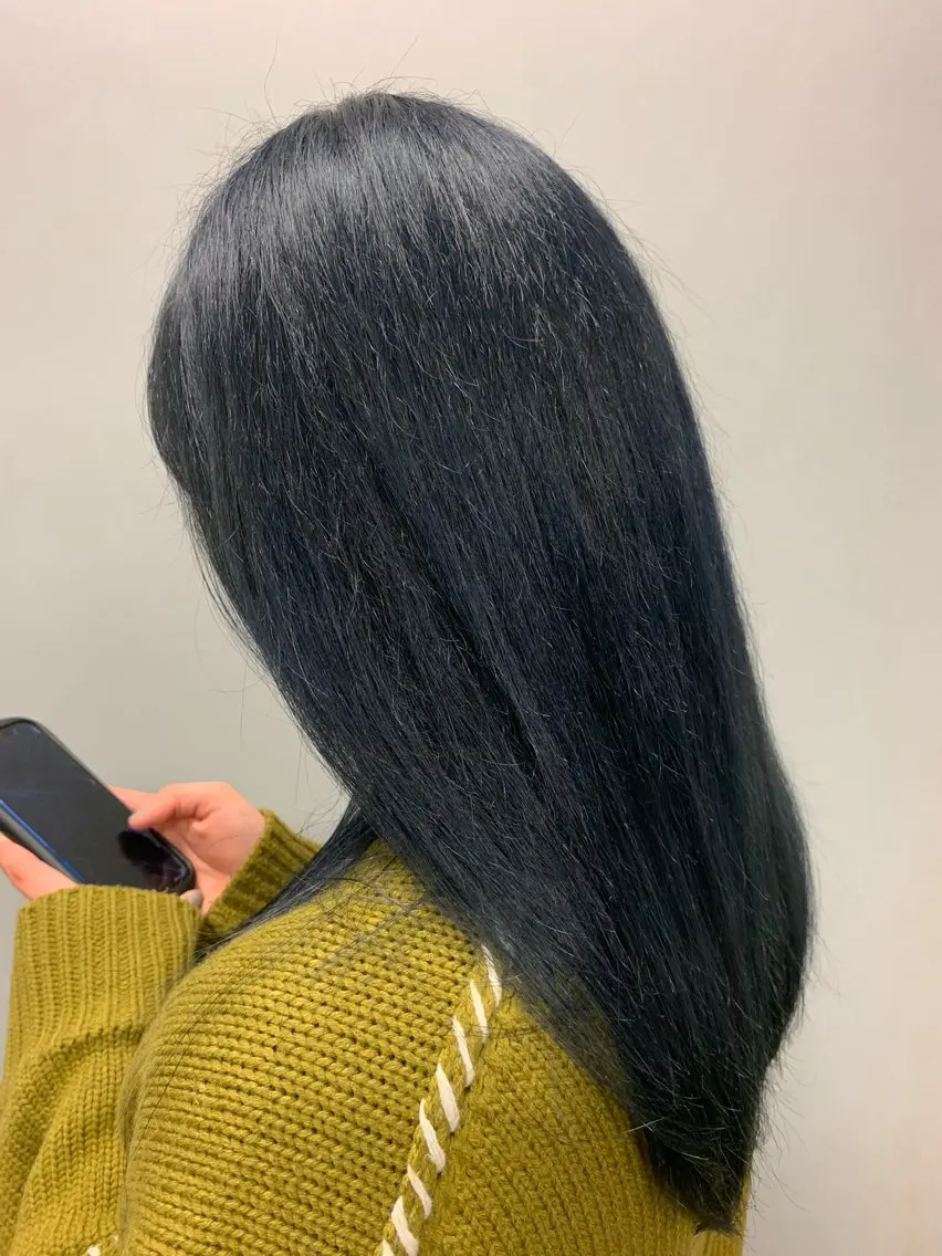 ロング カラー 黒髪 ブリーチ ブルーカラー ブルーブラック イルミナカラー 🍁ダブルカラー 🍁凌平のヘアスタイル