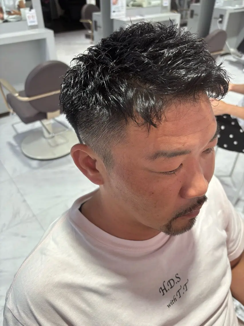 メンズ フェードカット カット メンズ特化 山崎南乃のヘアスタイル
