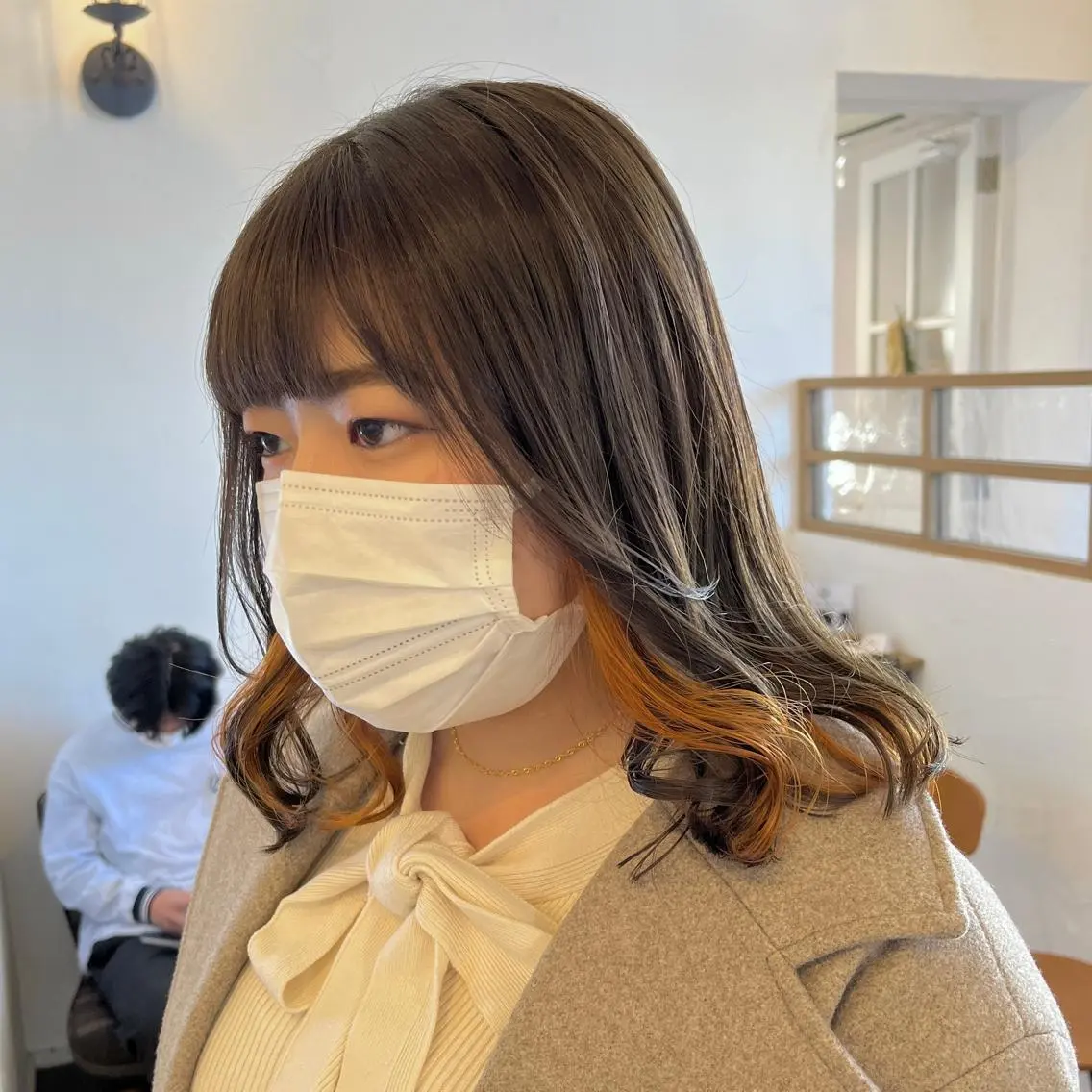 ミディアム カラー ベージュカラー ブリーチ ブリーチなしカラー オレンジ 伊藤ゆかり/髪質改善 /透明感カラーのヘアスタイル