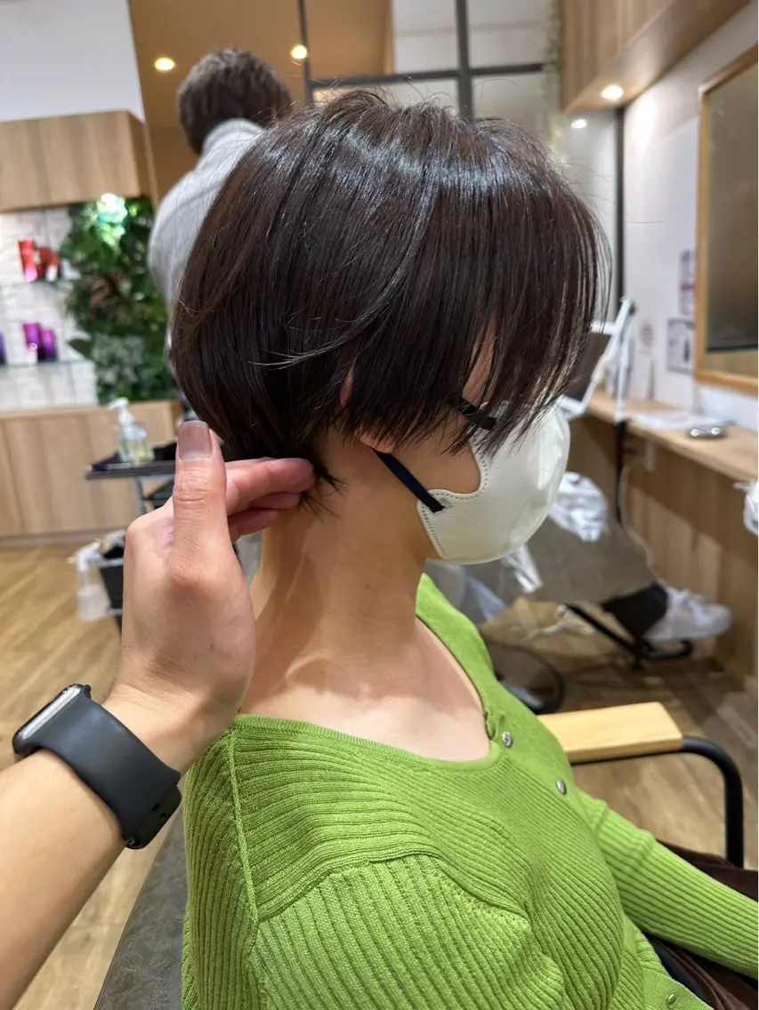 ショート やぶかみ りんのヘアスタイル