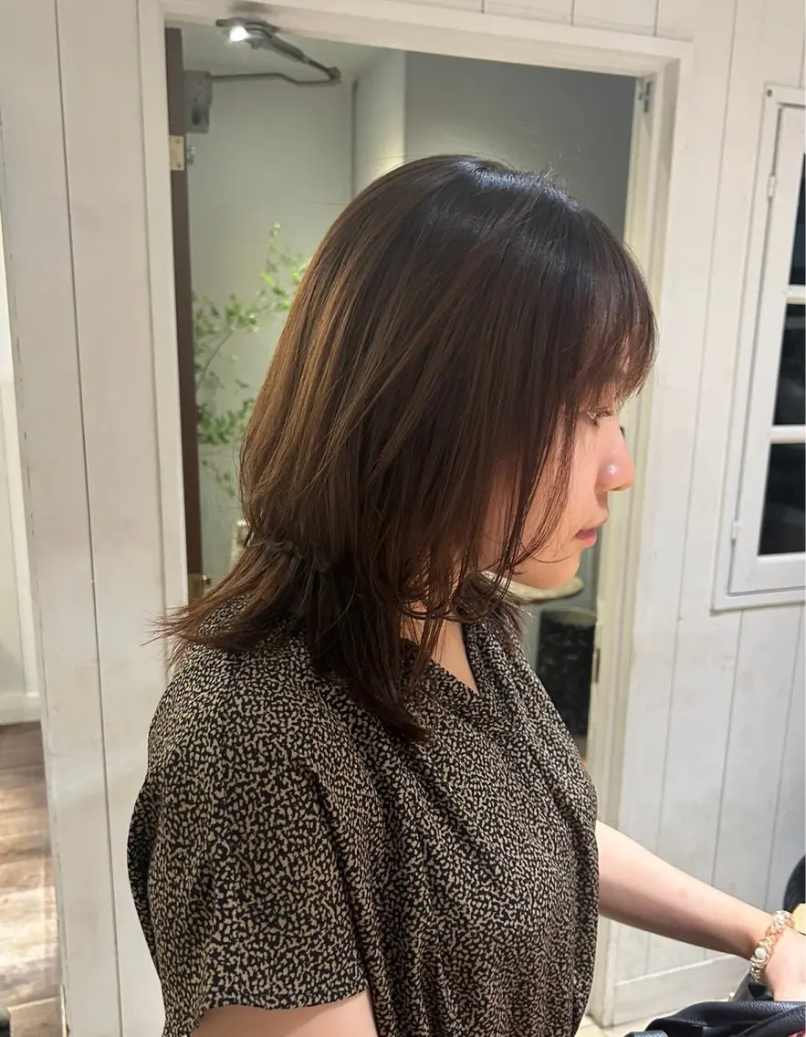 ミディアム ハイレイヤー レイヤーカット カット yusa🌿‬レイヤ ー/赤みなしカラーのヘアスタイル