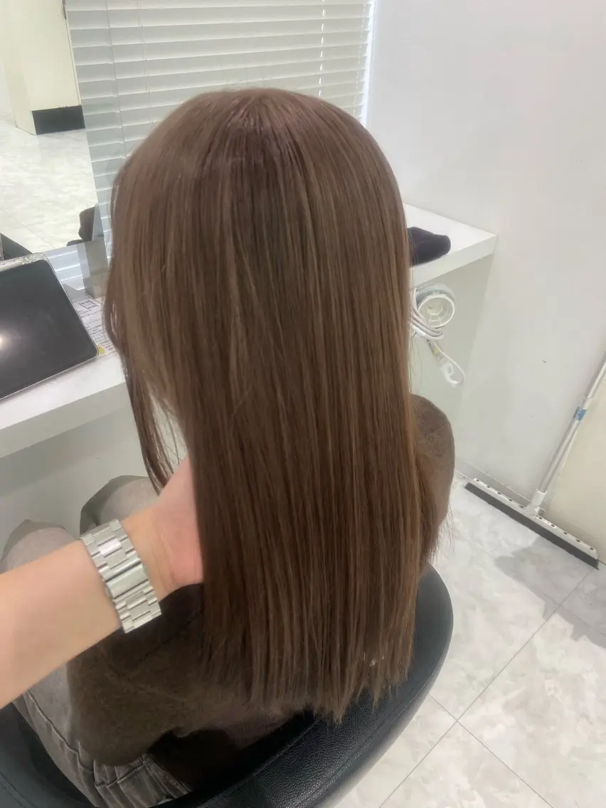 ロング 暖色系ハイトーン♡ mioriのヘアスタイル