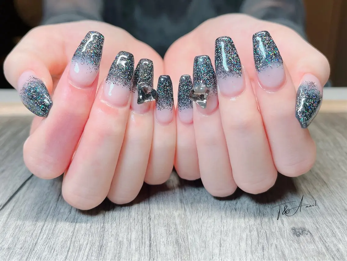 ネイル 長さ出し ジェルネイル グラデーション ハート ラメ(グリッター) T&A nailのネイルデザイン