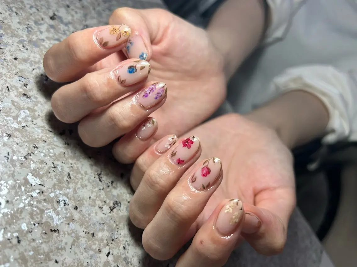 ネイル ハンドネイル nailroom‪ sb‪‪𓈒𓂂𓏸のネイルデザイン