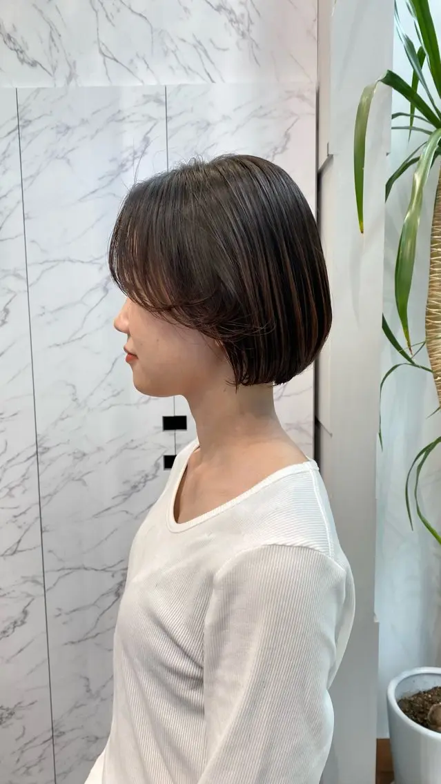ショート カット ヘアカラー 縮毛矯正 トリートメント マツザキ マナトのヘアスタイル