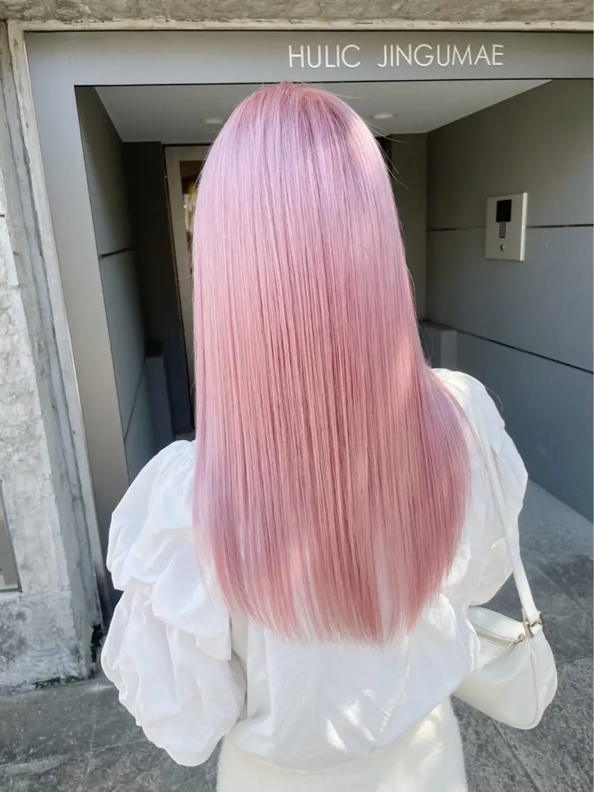 ミディアム カラー ヘアアレンジ ブリーチ ブロンド ダブルカラー ピンクカラー ホワイトピンク ヘアカラー トリートメント 🌟🍒ハイトーン 韓国ヘア/ユウミのヘアスタイル