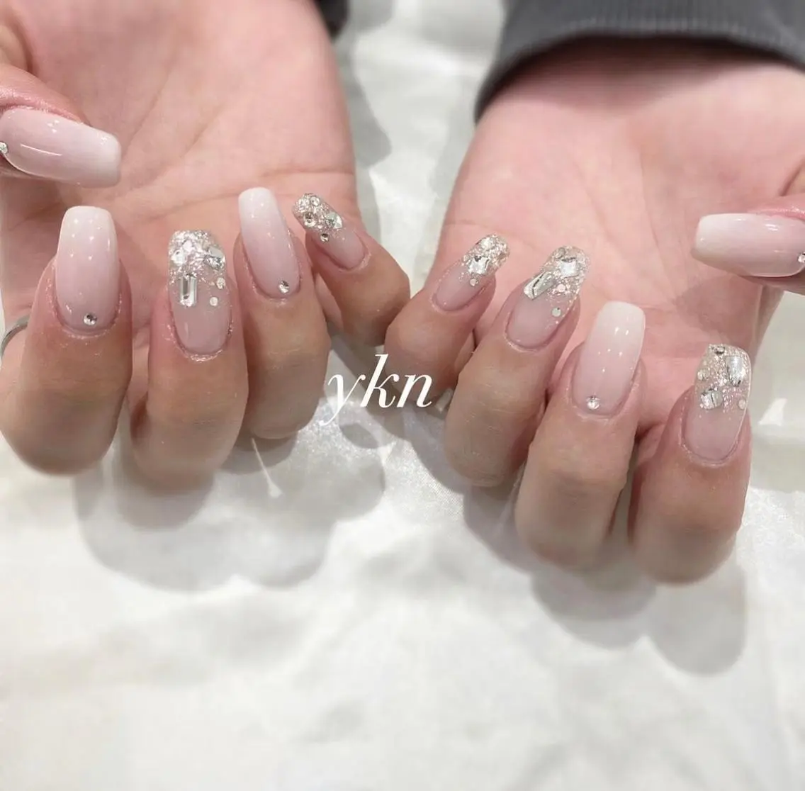 ネイル グラデーション ハンドネイル melMoon .のネイルデザイン