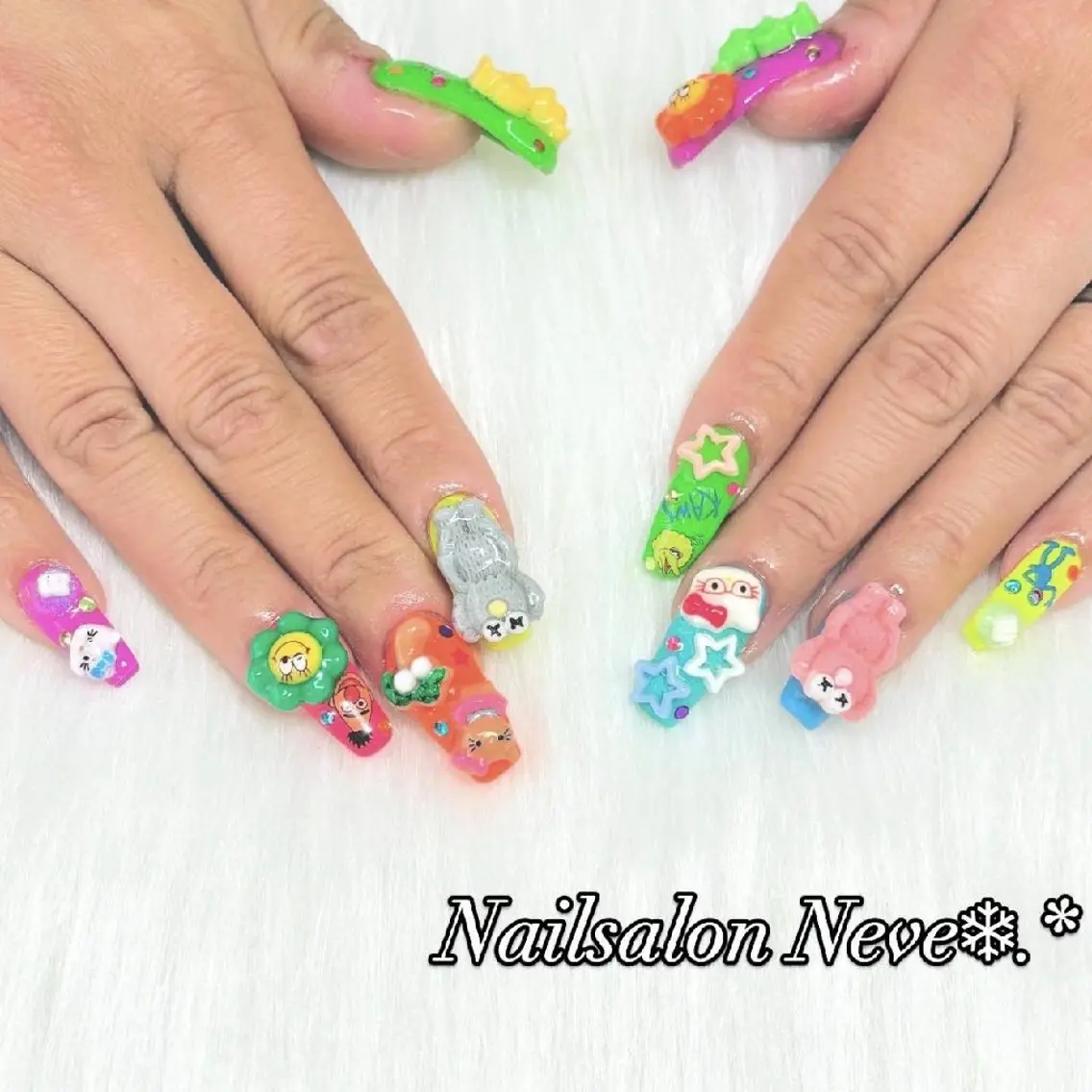 ネイル 持ち込み ハンドネイル Nailsalon Neve❄︎.*のネイルデザイン
