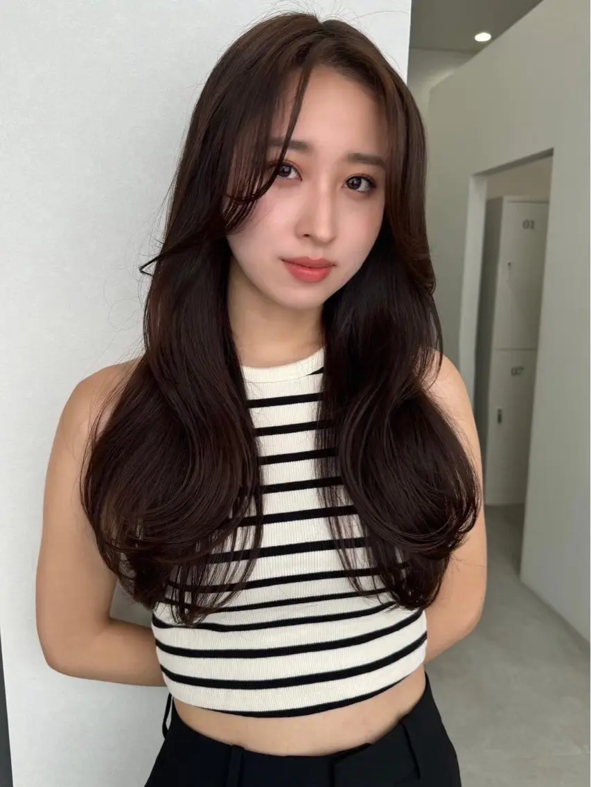 ロング カラー 韓国風ヘア レイヤーカット カット ヘアカラー トリートメント 韓国透明感/艶カラー saya🧸🍼のヘアスタイル