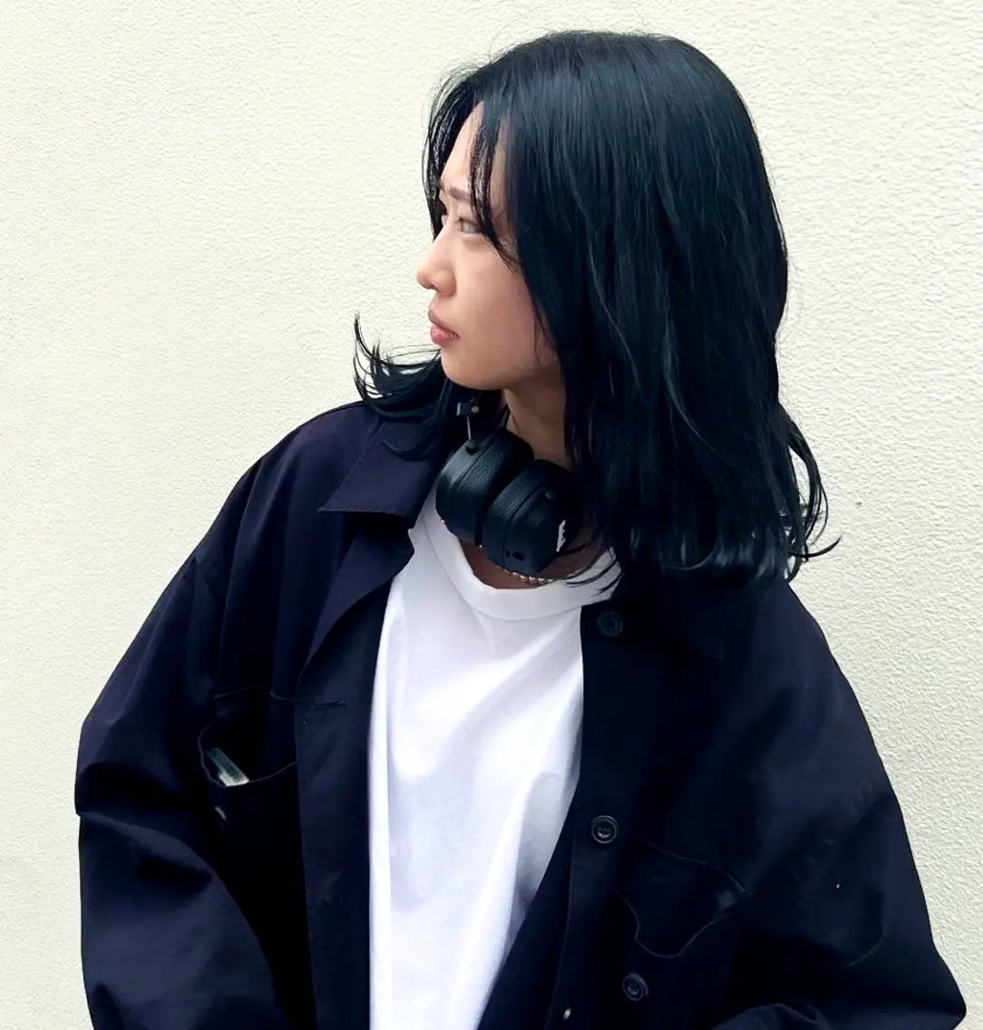 ミディアム カラー 柔め透明感血色カラー 暖色/レイヤー/ゆいのヘアスタイル