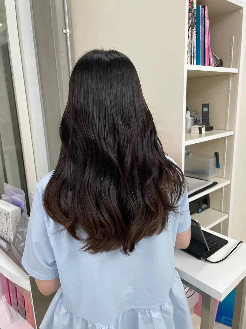 カラー ALIVE 河合優吾のヘアスタイル