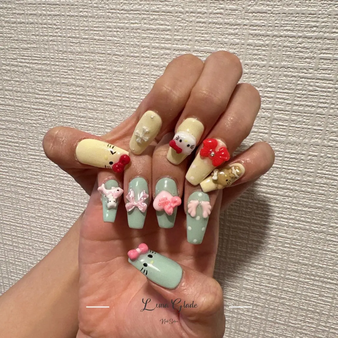 ネイル ハンドネイル Luna Gladeのネイルデザイン