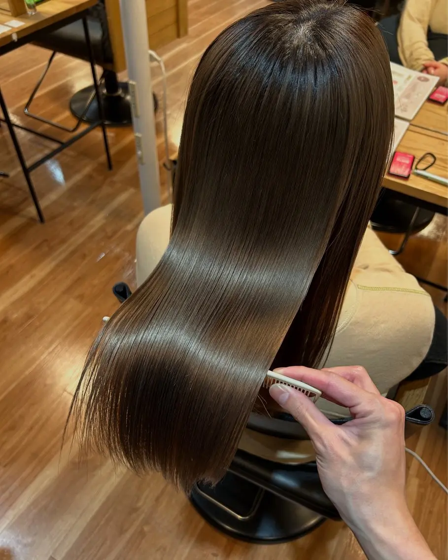 ロング ThairD 清家凪のヘアスタイル