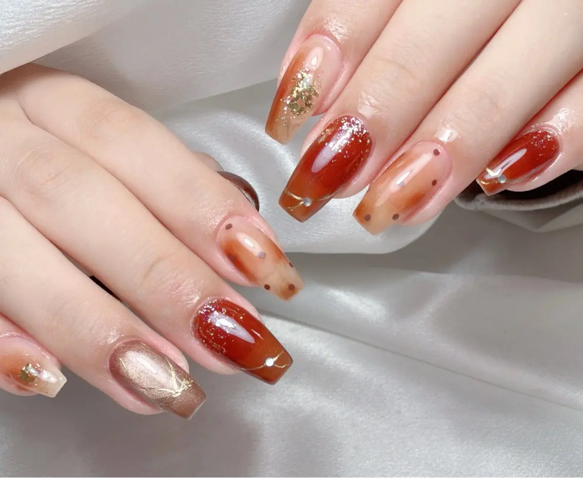 ネイル ハンドネイル ハンドケア Aura Nail ✨しう✨のネイルデザイン