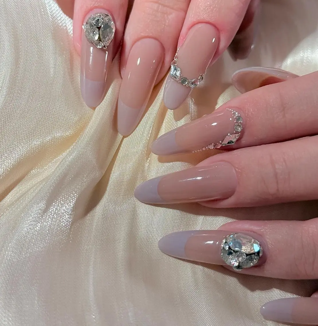 ネイル ハンドネイル ハンドケア 🍑 momo_nailのネイルデザイン