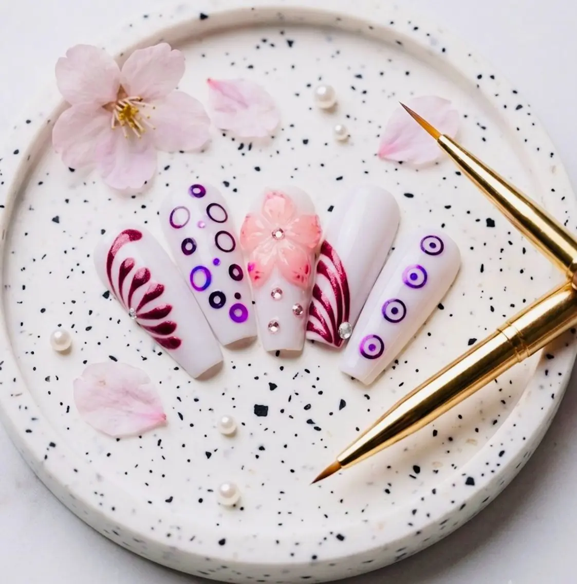 ネイル キラキラネイル ストーンネイル Michan Nailのネイルデザイン