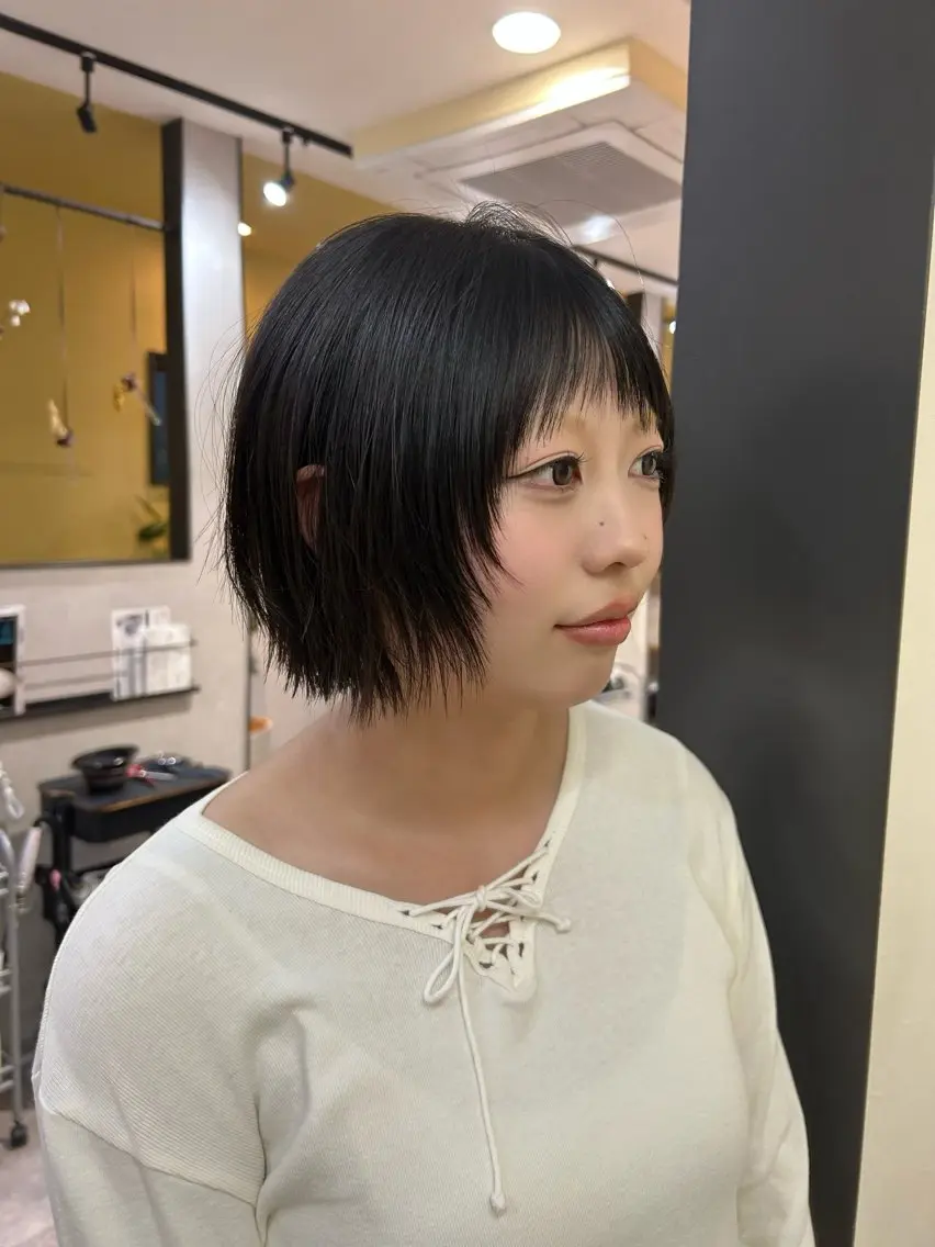 ショート ボブレイヤー ボブ レイヤーカット カット トリートメント hubhair レイヤー/透明感のヘアスタイル