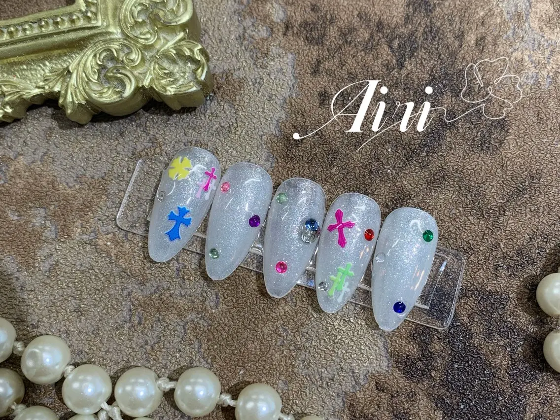 ネイル ハンドネイル ネイルサロンAiri 長さ出し·シンプルのネイルデザイン