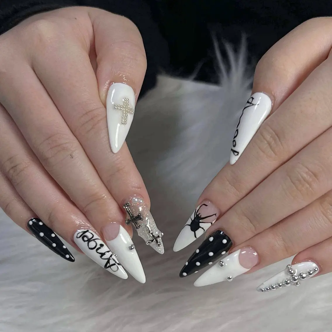 ネイル オーロラネイル クリアネイル 成人式 フラッシュネイル ジェルネイル ハンドネイル Amee Nail Salonのネイルデザイン